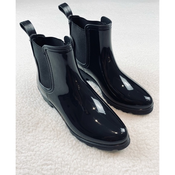 FRENCH CONNECTION • Black Chelsea Ankle Rain Boots - Picture 2 of 16